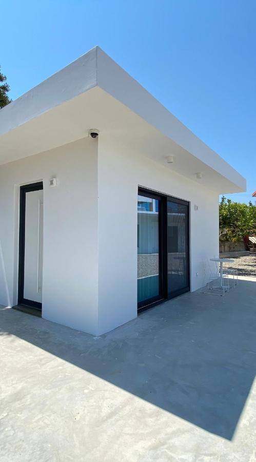 Lefko Apartments Tavronitis エクステリア 写真