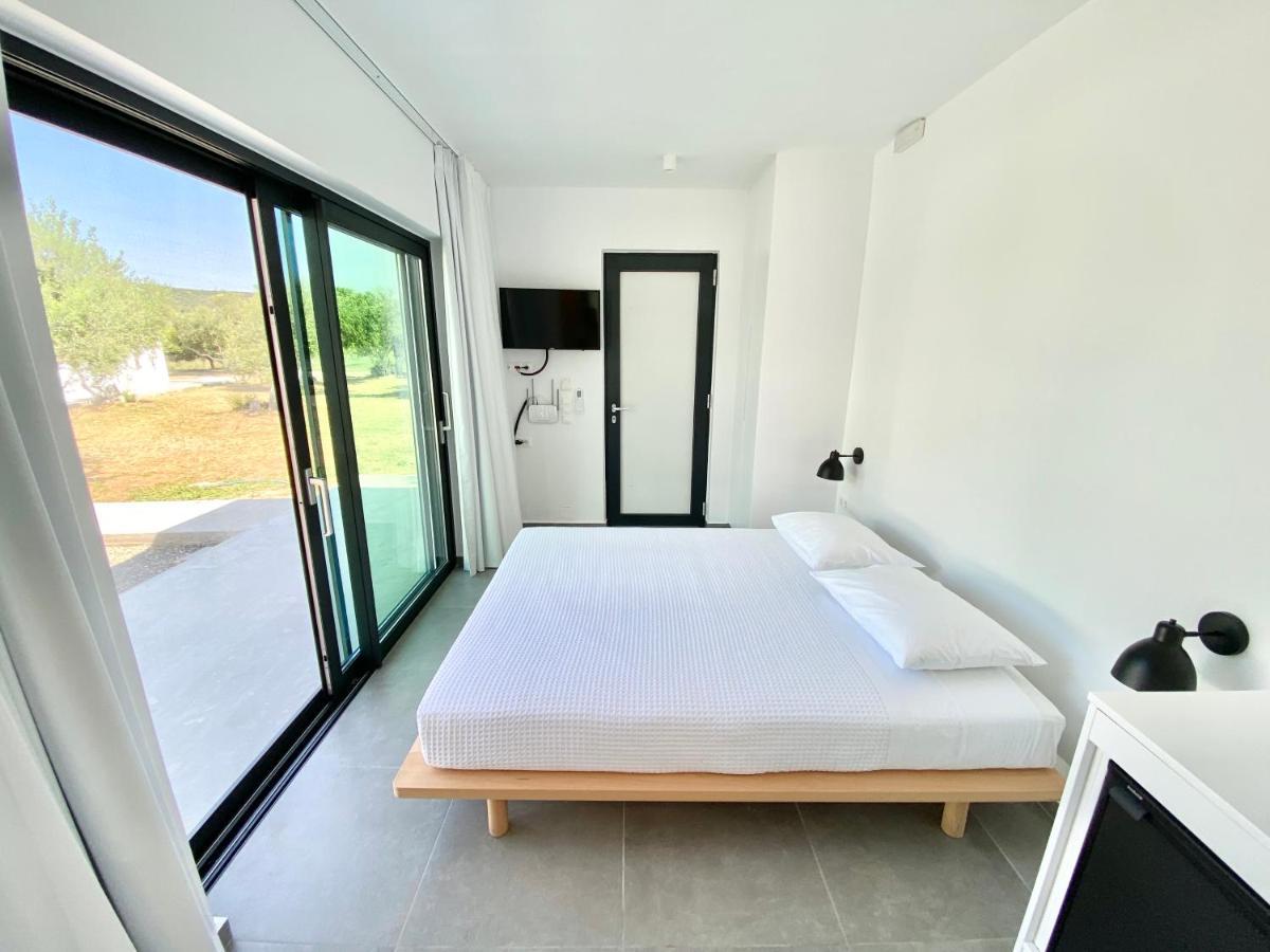 Lefko Apartments Tavronitis エクステリア 写真